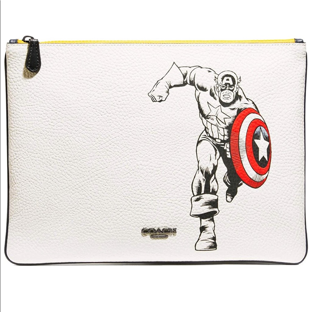 🆕 Coach x Marvel Captain America Large Clutch